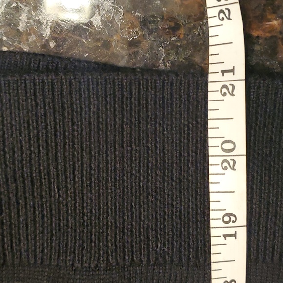 Women's wool sweater - Picture 9 of 10